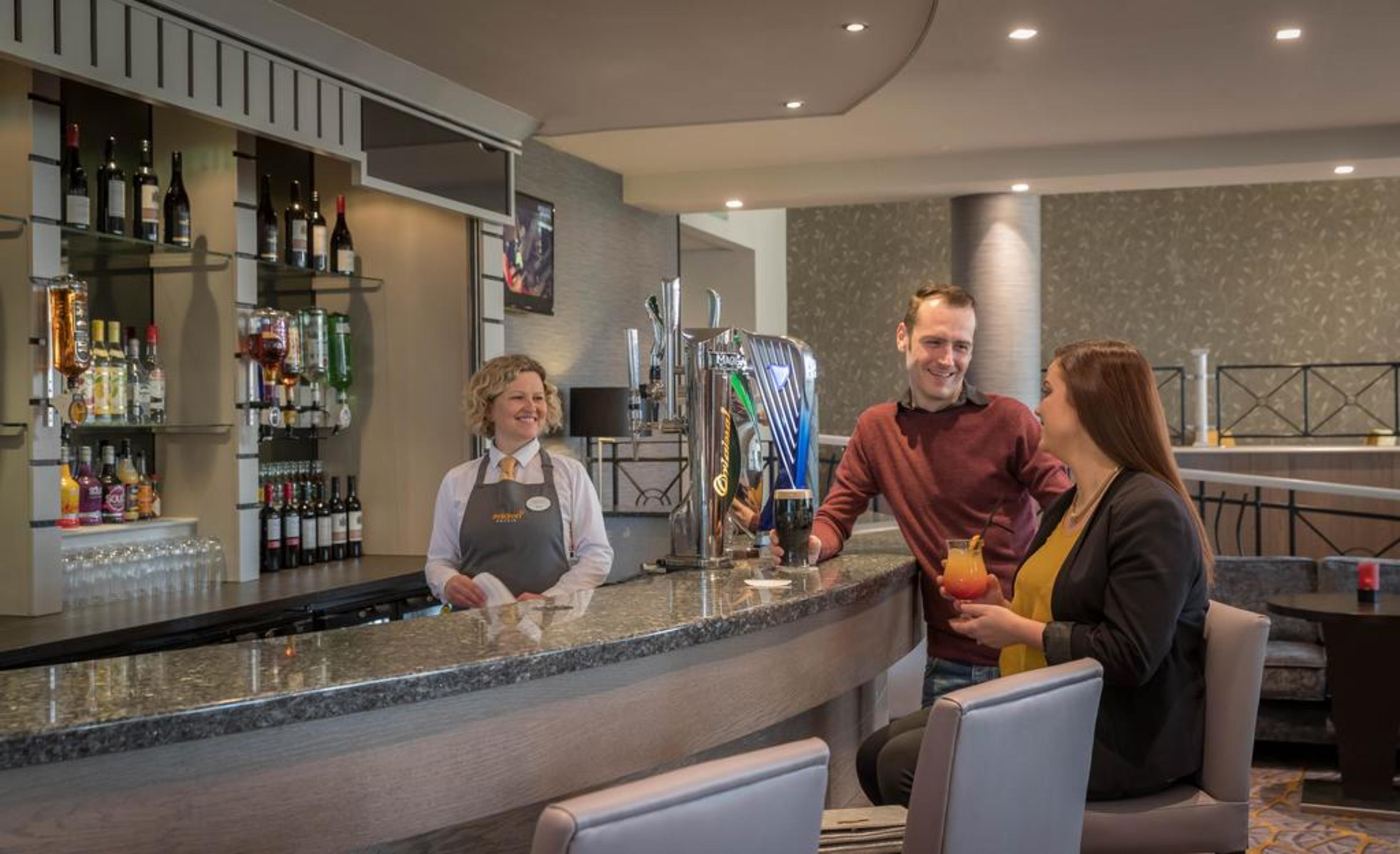 Maldron Hotel Belfast International Airport Aldergrove Екстериор снимка